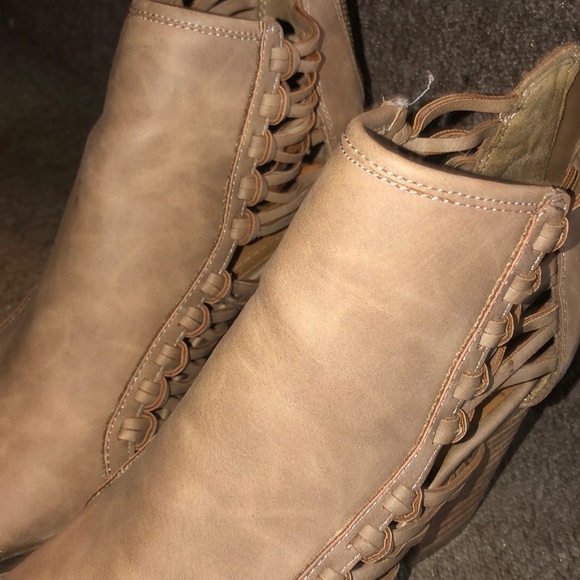 Fall booties - Picture 4 of 4